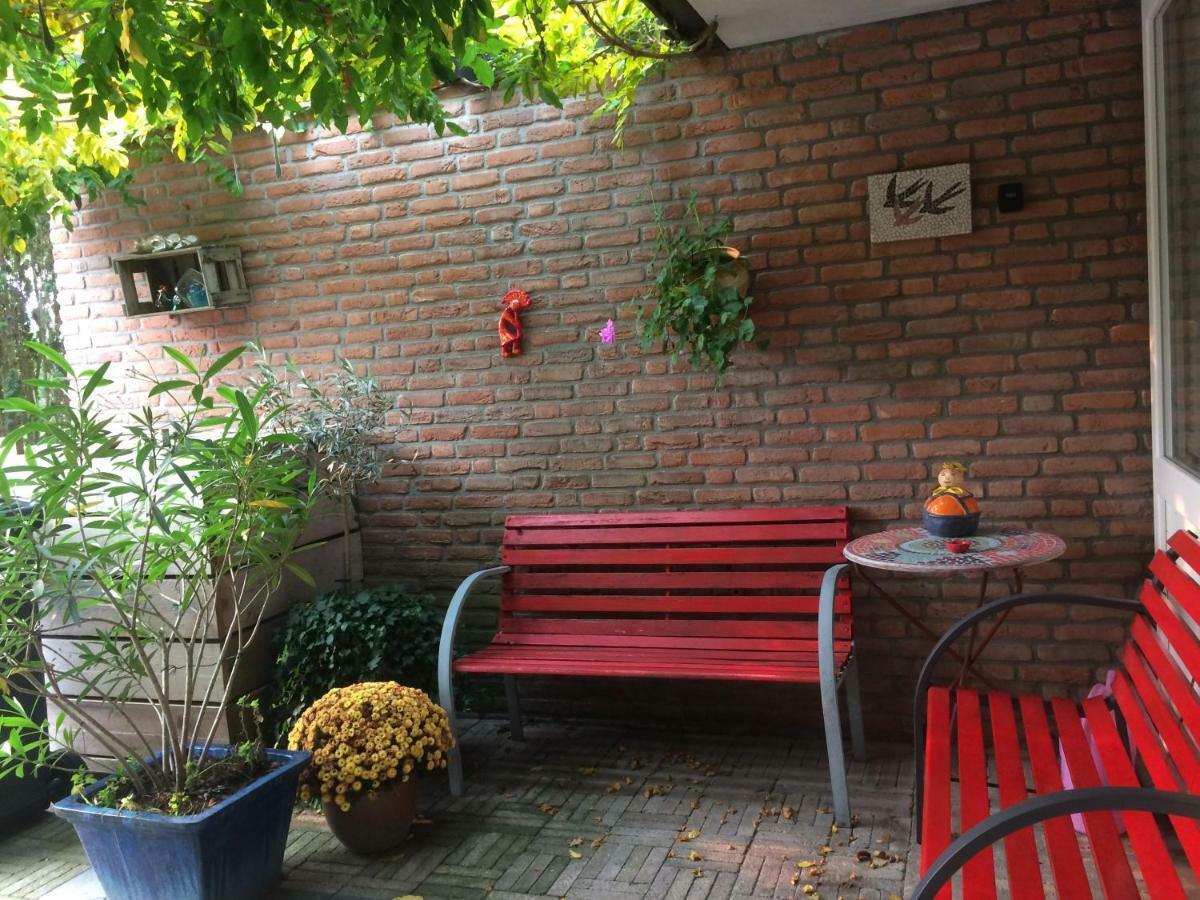 Bed and Breakfast De Mozaiektegel Uden Exterior foto